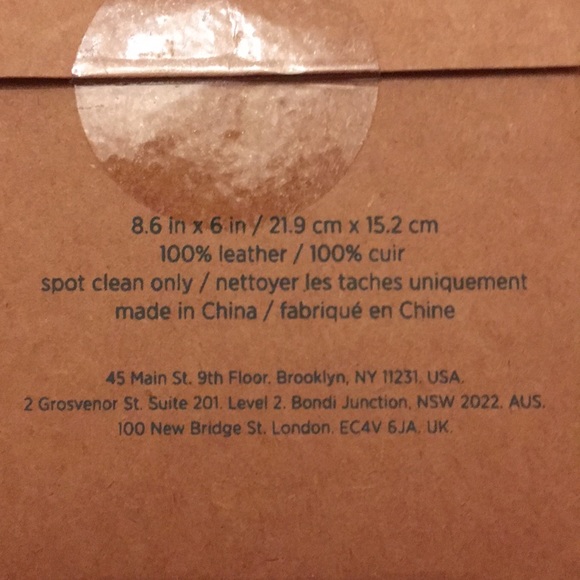 Green leather tech iPad tablet sleeve - Picture 6 of 7